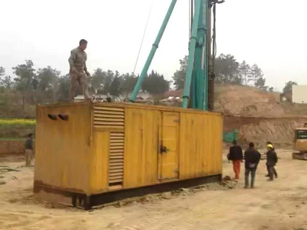 玉环如何判断水冷式机油散热器密封件是否需要更换？